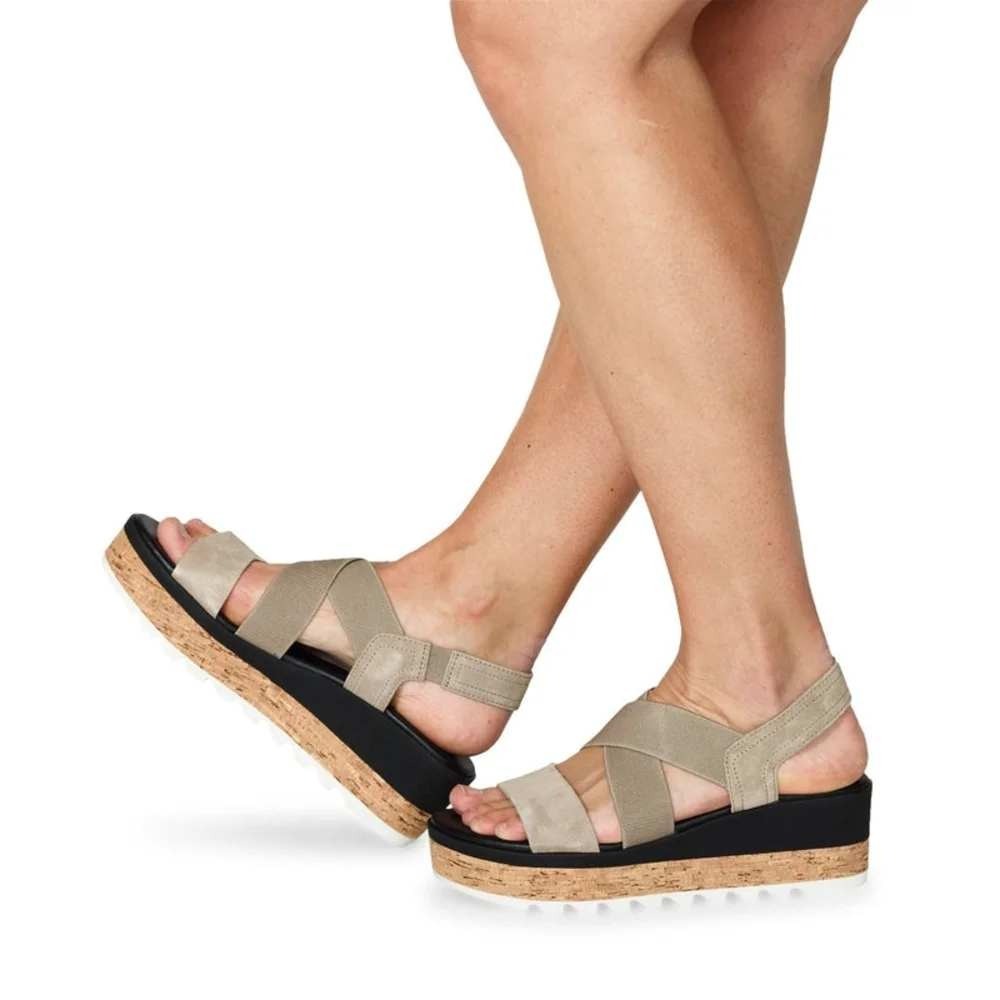 Sorel Cameron Flatform Sandal Taupe Suede Wedge Strappy Comfort Travel Chic 9.5